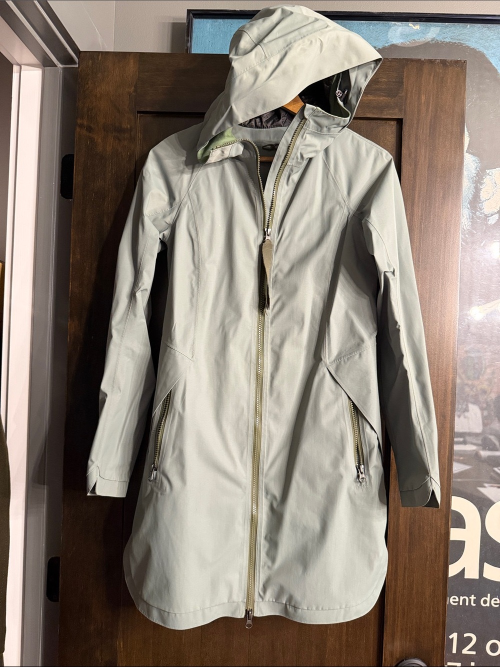 Lululemon Definitely Raining Sage Green Size 4 Multi Pockets Hood Full Zip Long